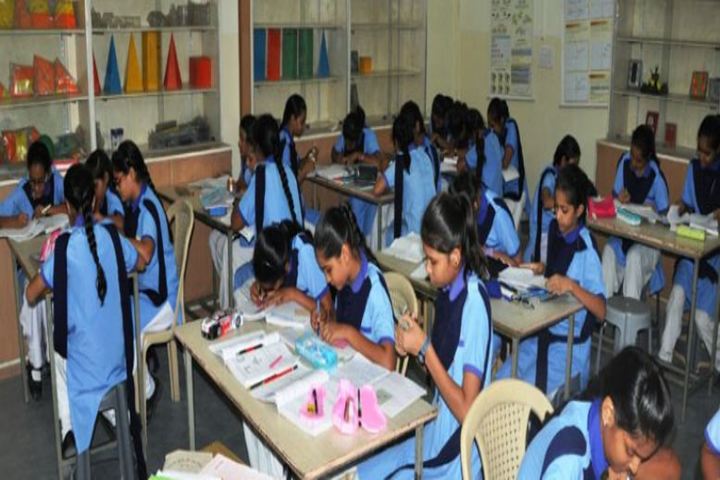 Brightland Girls Senior Secondary School-Art and Craft