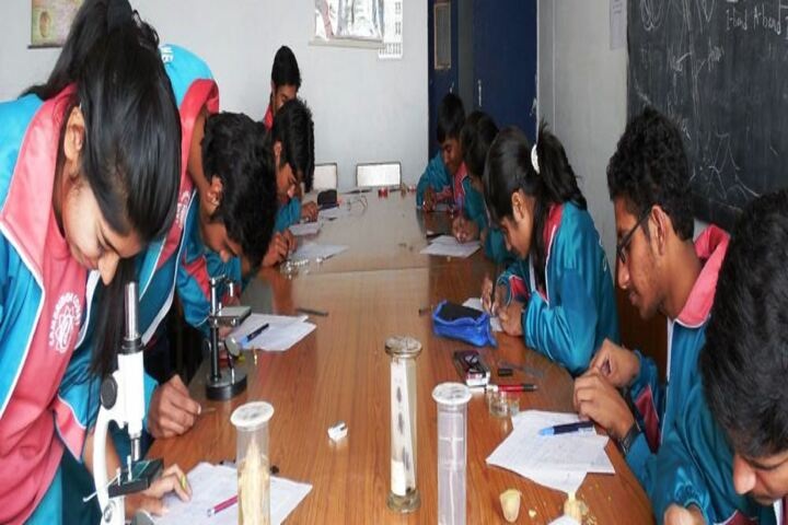 Cambridge Court High School-Bio Labs