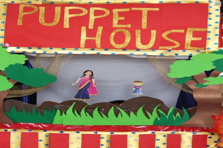 Cambridge Court World School-Puppet Show
