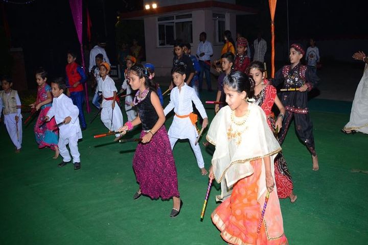 Career Point Gurukul-Garba Night