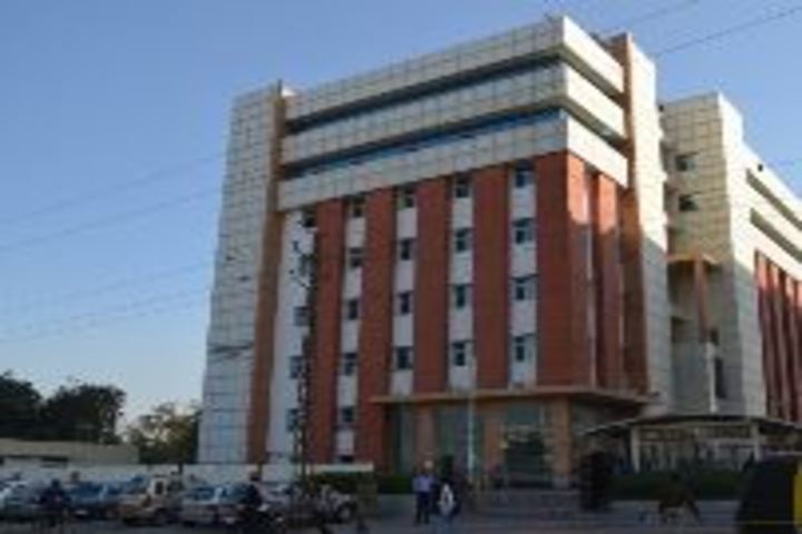 Career Point Gurukul School-Campus
