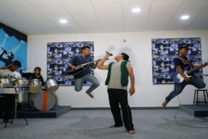 Career Point Gurukul School-Music Room