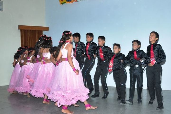 Ceeri Vidya Mandir-Dance
