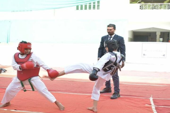 Central Academy School-Boxing