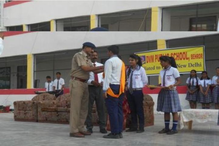 D V M Public School-Investiture Ceremony