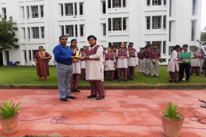 Dav Centenary Public School-Felicitation