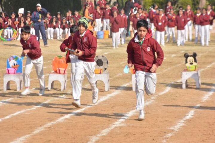 Dav Centenary Public School-Games