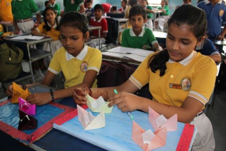 DAV Centenary Public School-Art and Craft
