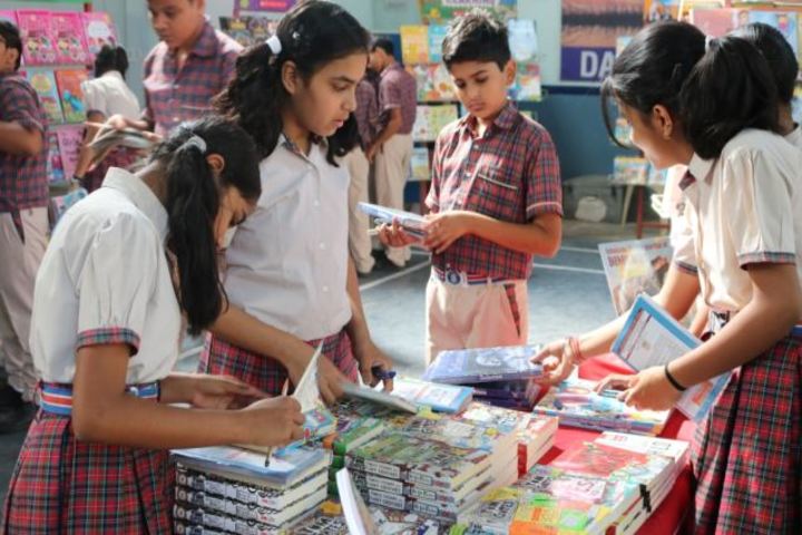 Dav Public School-Exhibition