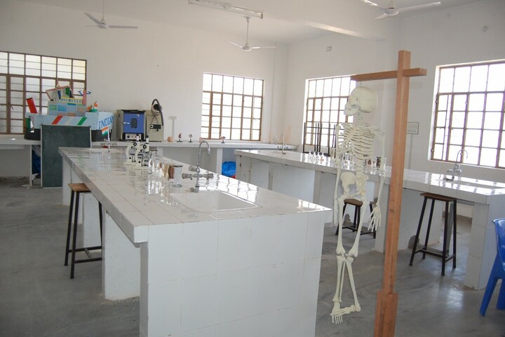 Deeksha International School-Biology Lab