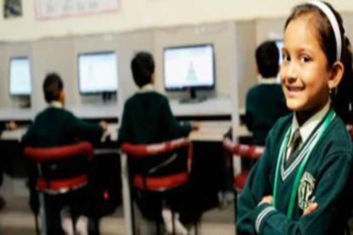 Disha Delphi Public School-Computer Lab