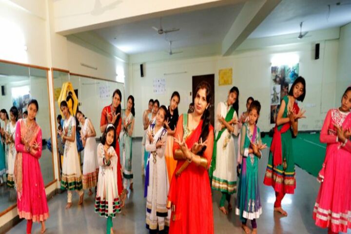 Disha Delphi Public School-Dance