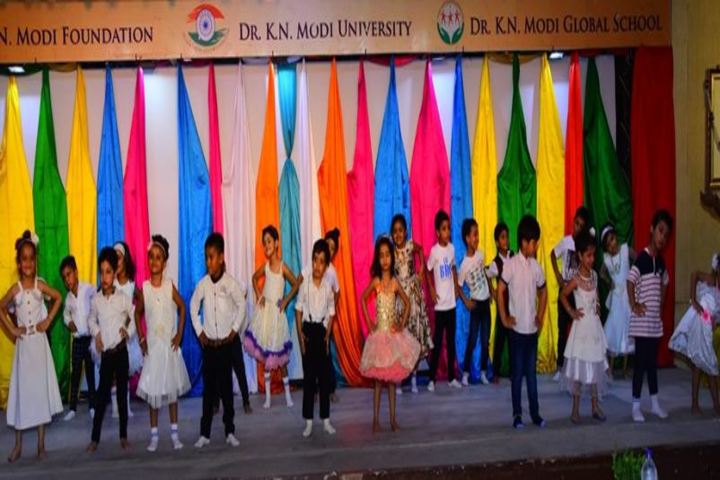 Dr K N Modi Global School-Dance