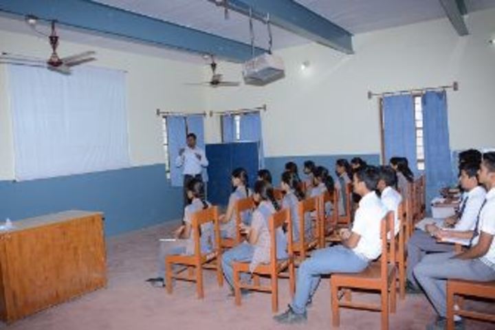 Dundlod Vidyapeeth-Class Room