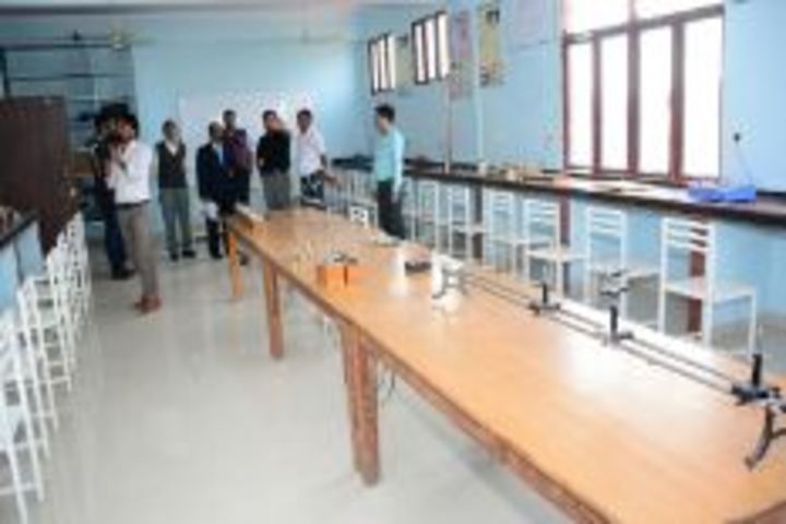 Eklavya International Academy-Physics Lab