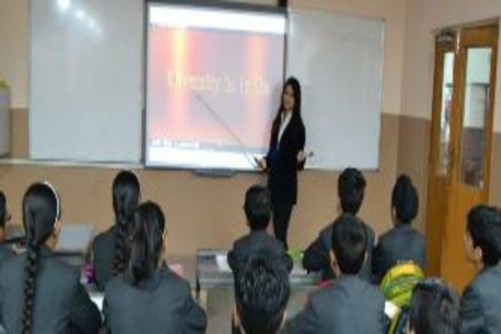Emmanuel Mission School-Smart Class
