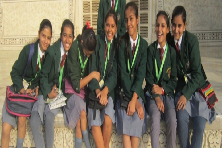 Emmanuel Mission Senior Secondary School-School Uniform