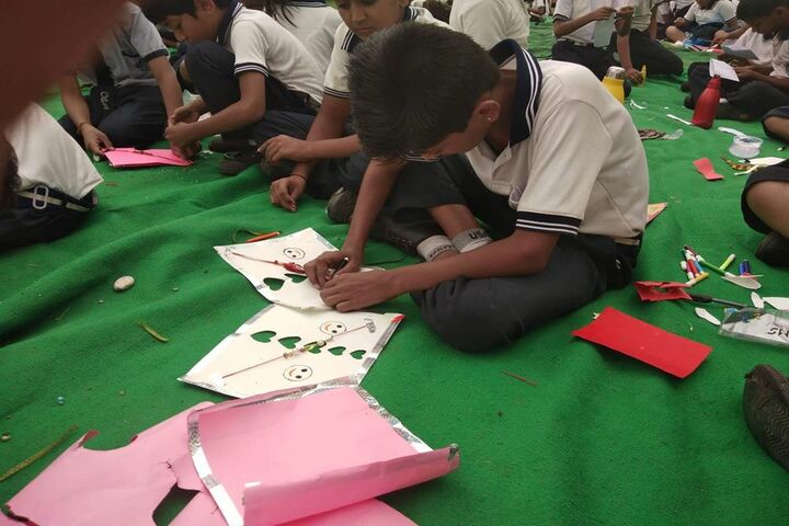Global public school-Art