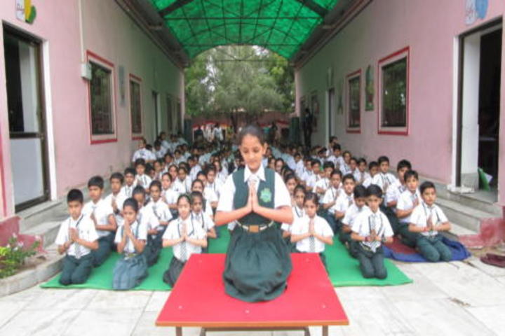 Green Valley Public School-Yoga class