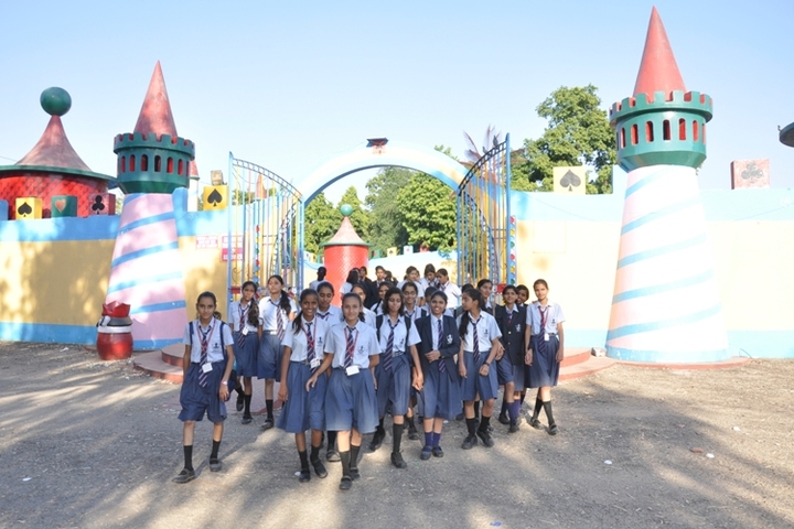 Gudha International School-Excurtion