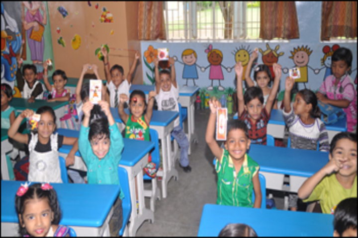 Hind Zinc School-Art and Craft