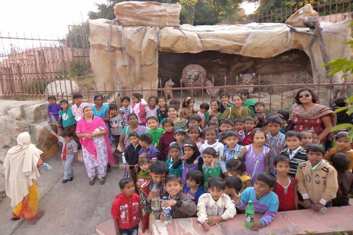 Immanuel Mission School-Pinic