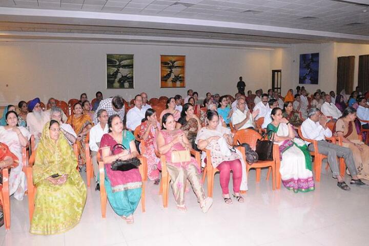 Jankidevi Public School-Grand Parents Day