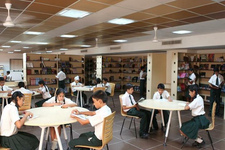 Jankidevi Public School-Library