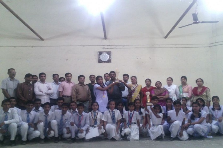 Jawahar Navodaya Vidyalaya-Award receiving