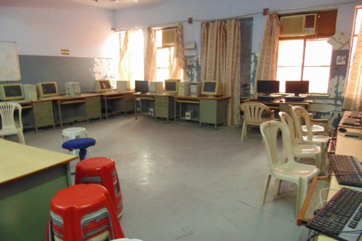 Kendriya Vidyalaya No 2-Computer Lab