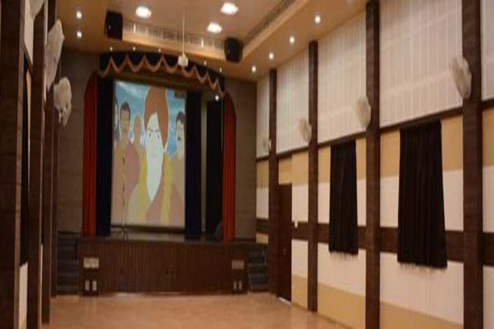 Lawrence And Mayo Public School-Multipurpose Room