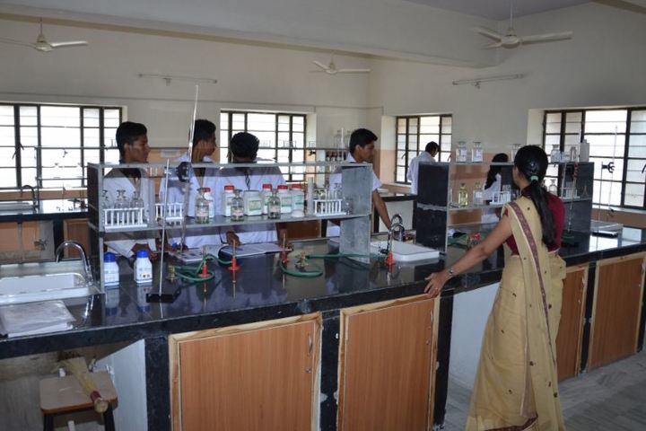 Laxmi Devi Mundra Public School-Chemistry Lab