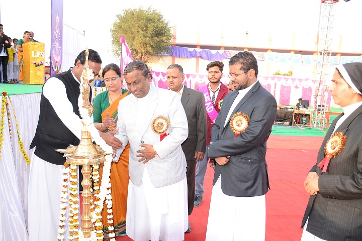 Little Flower School-Lighting the lamp