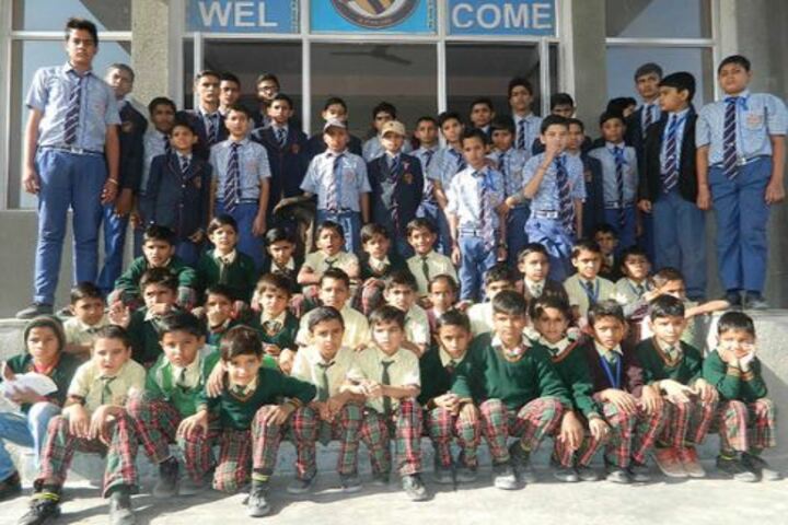 Loyal Public School-Students