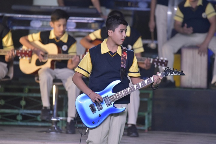 Lucky International School-Music