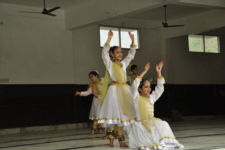 M D S Public School-Cultural Dance