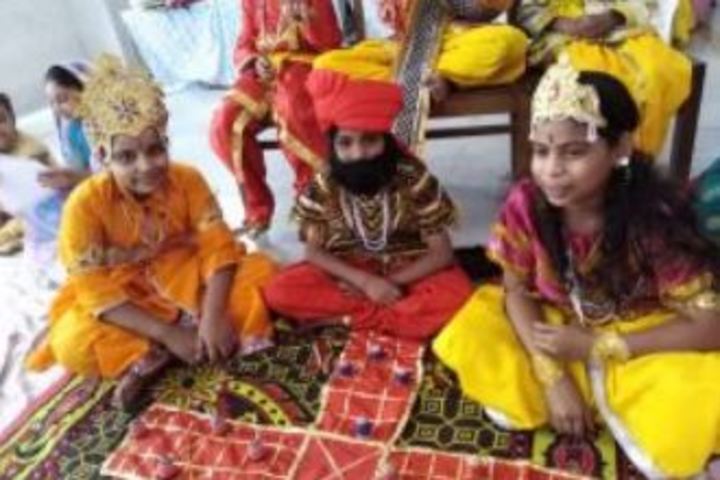 Mahila Ashram Public School-Fancy Dress