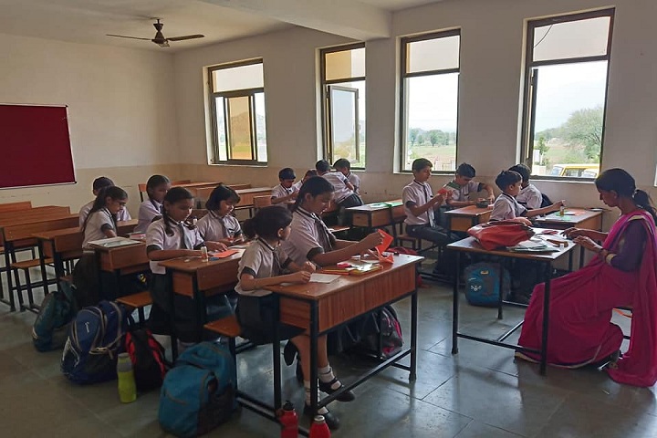 Maxford International School-Classrooms