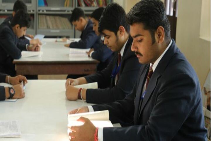 Mayoor Chopasni School-Library