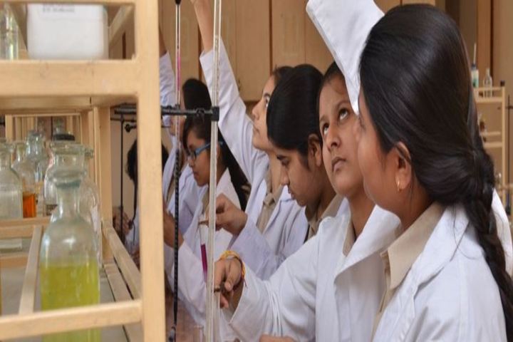 Modern Public School-Chemistry Lab