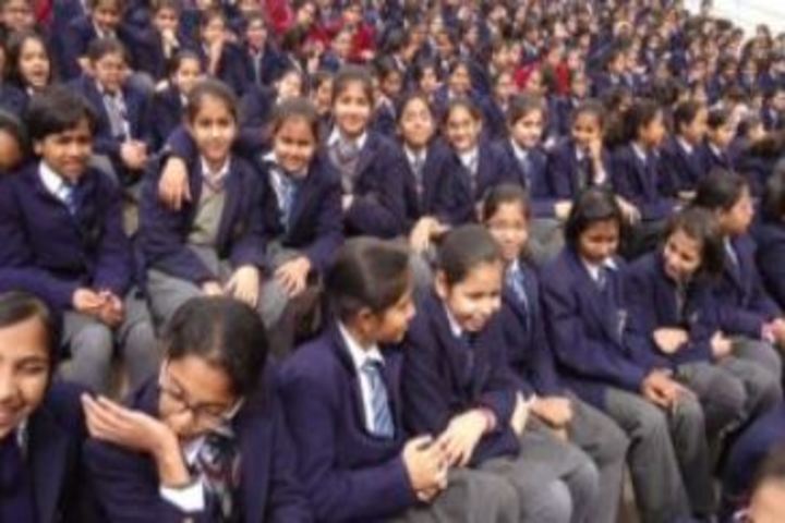 Modern Public School-Students
