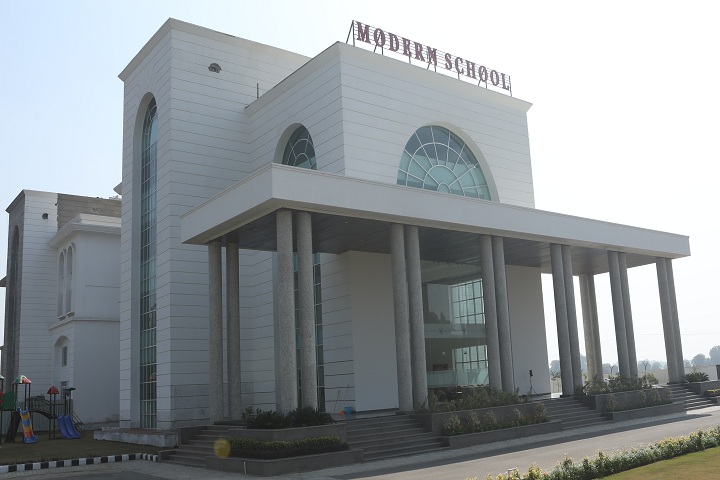 Modern School-School building