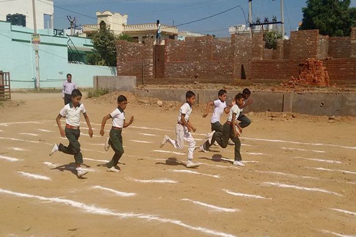 Modern School-Running Race