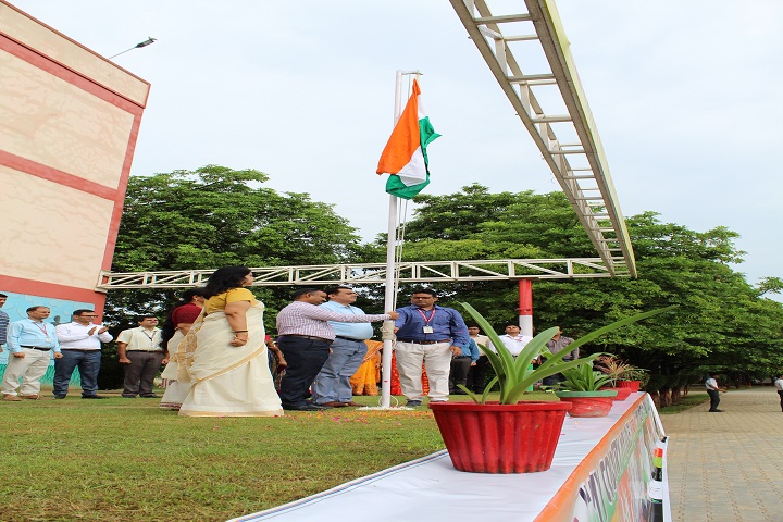 Mohan Lal Dayal Vinay Mandir School-Independences day