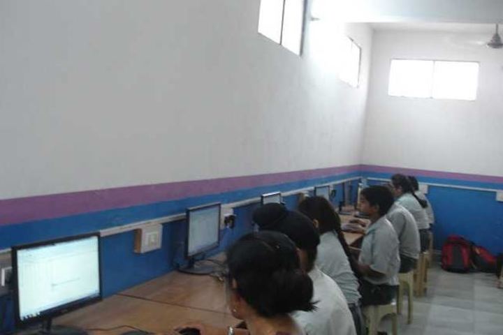 National Academy Day Boarding English-Computer Lab
