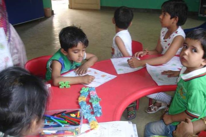 National Academy Day Boarding English-Drawing