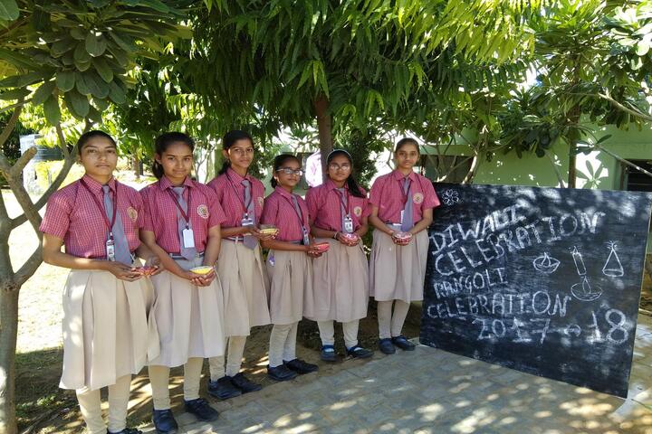 Oxford International School-Students