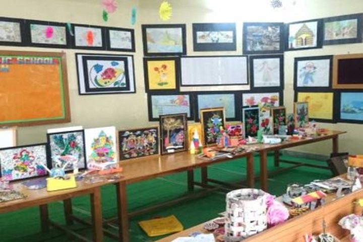 Padma Binani Public School-Art and crafts
