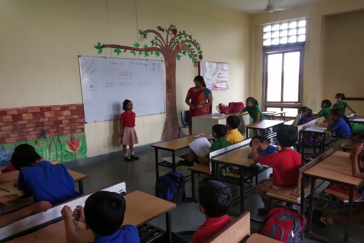 Pallavan Uchatar Prathmik Vidyalaya-Classroom