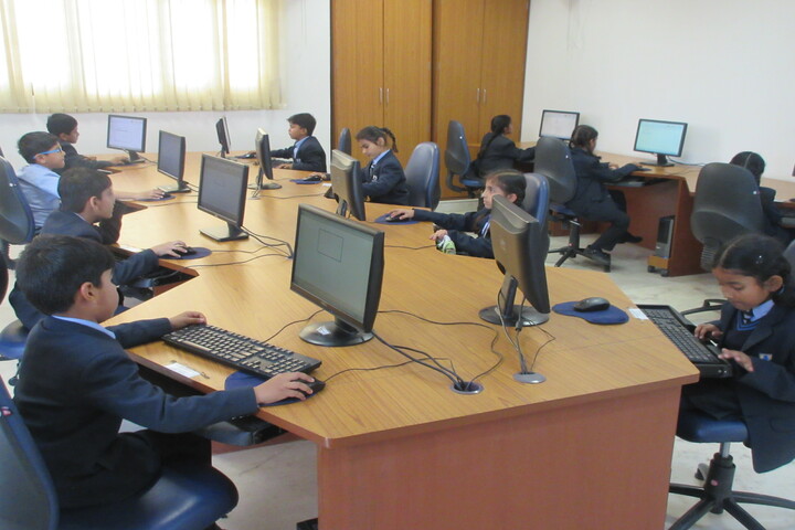 Patni Public School-Primary Computer Lab
